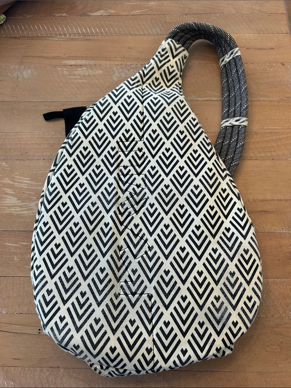 Kavu Black & Cream Chevron Sling Bag with Blue Logo Accent - Picture 3 of 5